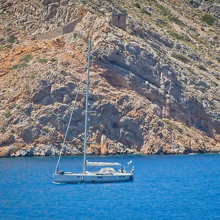 Delfini Gasthuis Kamarai