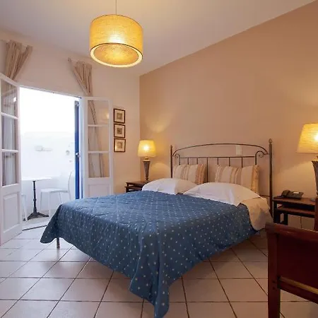 Delfini 3* Kamares (Sifnos)