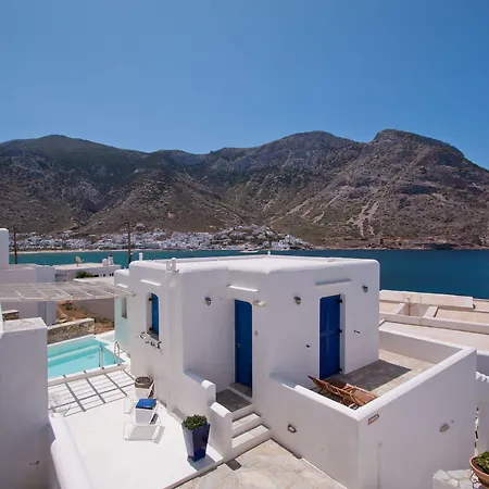 Pensión Delfini Kamarai