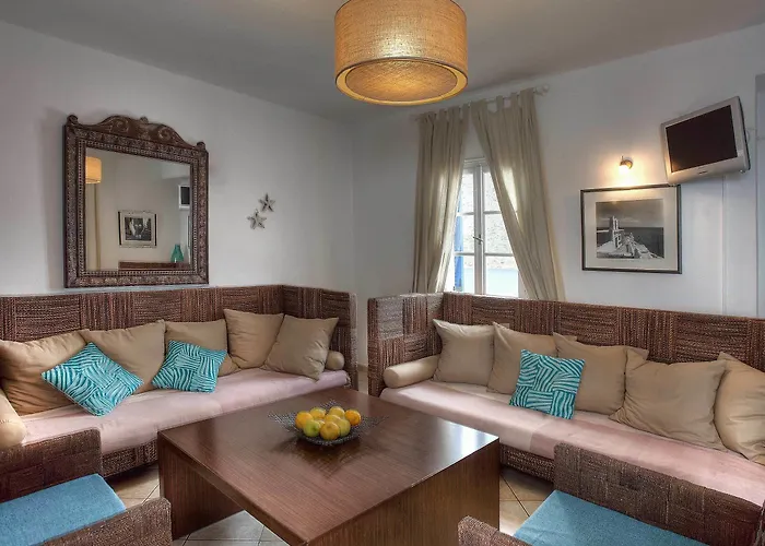 Delfini Konukevi Kamarai